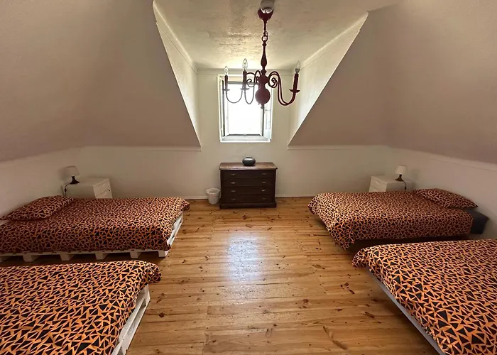 Casa Branca Hostel *